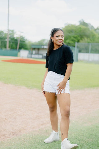 Black Basic Front Pocket Tee | Select Trends Boutique