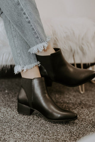 Black Plain Jane Booties | Select Trends Boutique