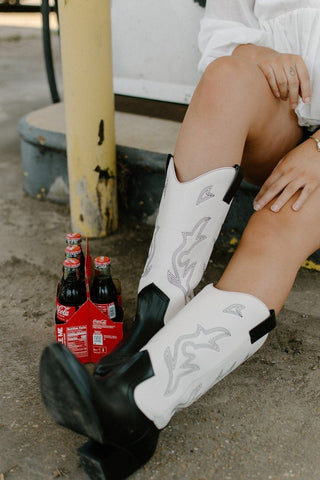 Black & White Western Cowgirl Boots | Select Trends Boutique
