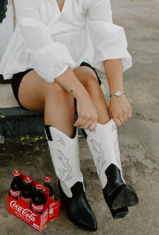 Black & White Western Cowgirl Boots | Select Trends Boutique