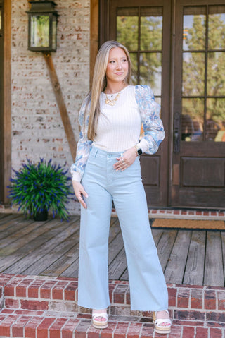 Blue Floral Sleeve Knit Top