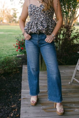 Medium Wash Relaxed Straight Leg Jeans