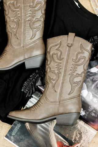 Chocolate Cowgirl Kickin' Boots | Select Trends Boutique