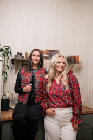 Christmas Plaid Quilted Vest | Select Trends Boutique