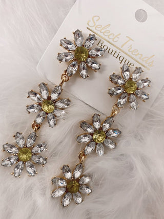 Crystal Daisy Earrings | Select Trends Boutique