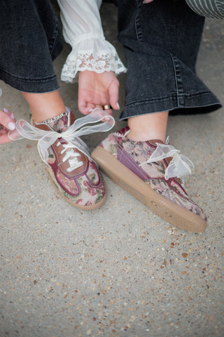 Dalia Mauve Floral Sneakers - Select Trends Boutique