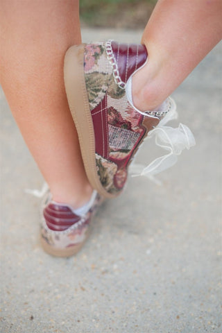 Dalia Mauve Floral Sneakers - Select Trends Boutique