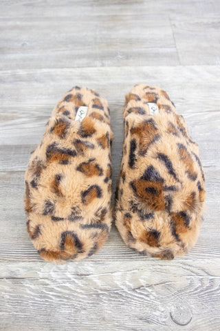 Faux Fur Leopard Slippers