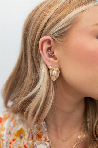 Geometric Pearl Stud Earrings - Select Trends Boutique