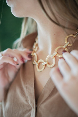 Gold Circle Link Necklace | Select Trends Boutique