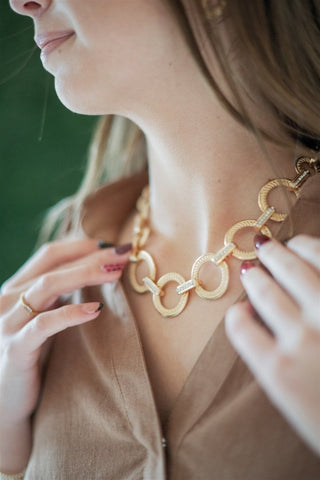 Gold Circle Link Necklace | Select Trends Boutique