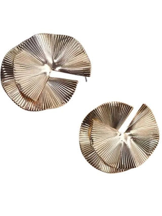 Gold Clam Earrings | Select Trends Boutique