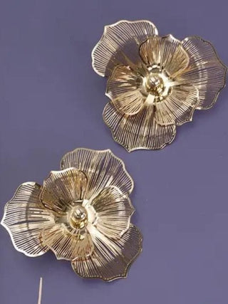 Gold Flower Earrings | Select Trends Boutique