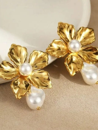 Gold Pearl Flower Earrings | Select Trends Boutique