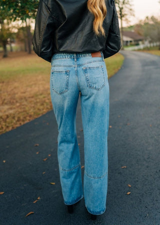 Hidden Front Seam Medium Wash Dad Jean | Select Trends Boutique