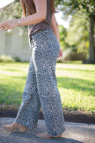 Leopard Print Wide Leg Jeans - Select Trends Boutique