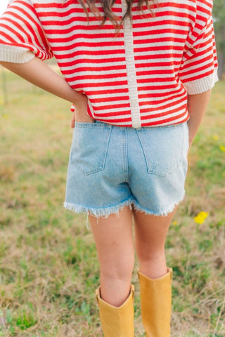 Light Wash Frayed Denim Shorts | Select Trends Boutique