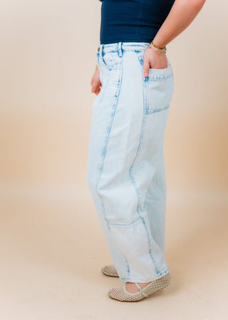 Light Wash High Waist Barrel Jeans | Select Trends Boutique
