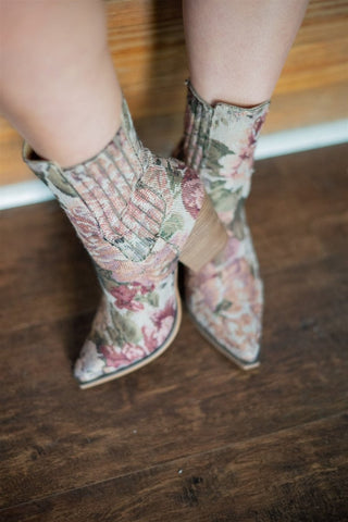 Lydia Mauve Floral Bootie - Select Trends Boutique