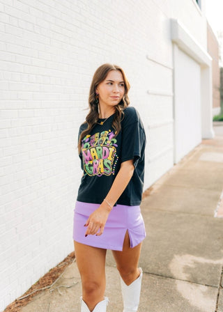 Mardi Gras Mask Black Graphic Tee | Select Trends Boutique