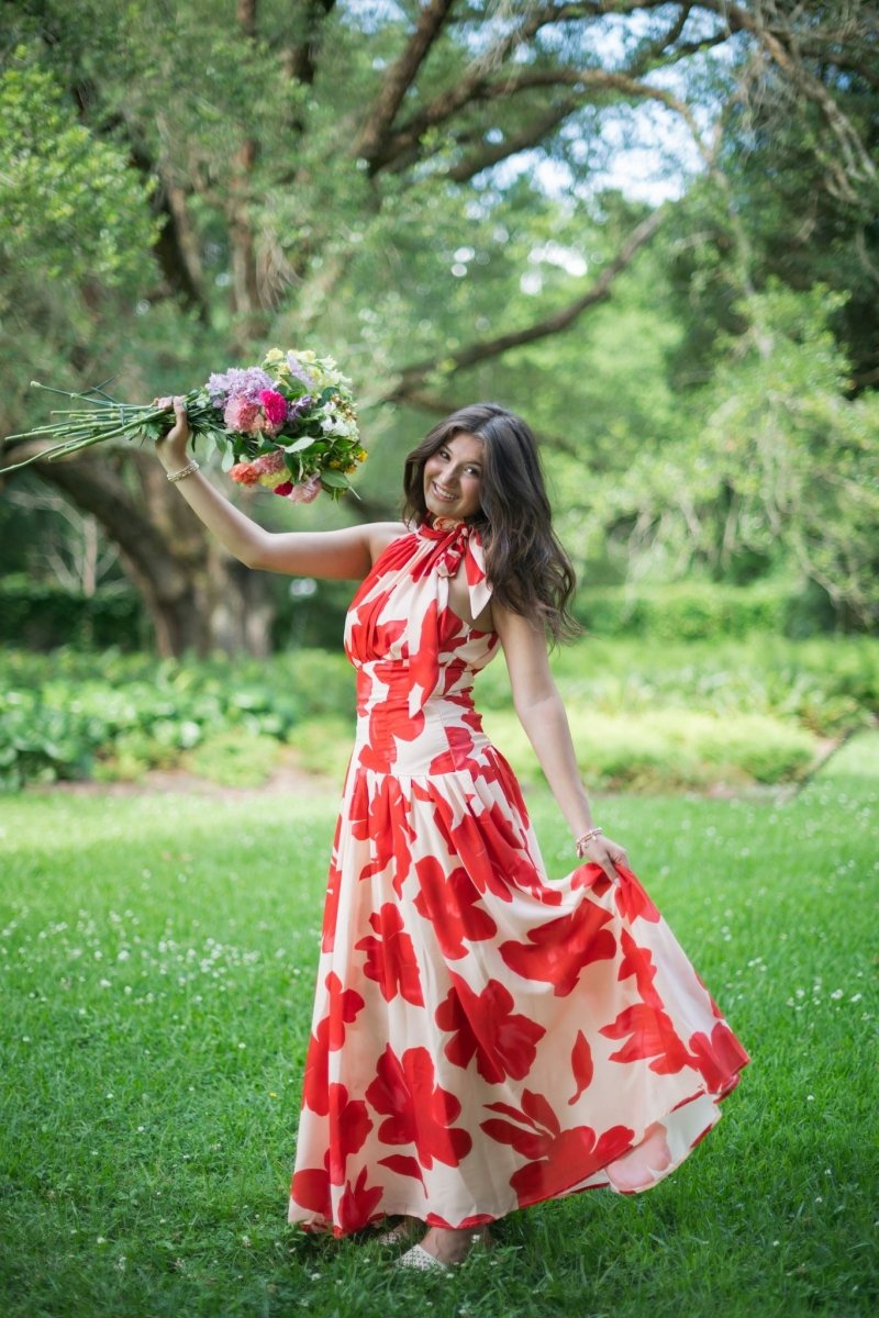 drop waist floral maxi dress Red Halter Color:Black and brown. cf-size-us0 H&M POPULAR TREND Lyocell its lightweight composition ensures