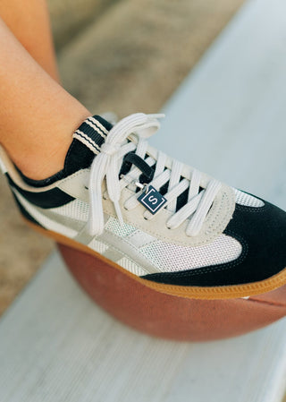 Sasha Black Detail Sneakers - Select Trends Boutique