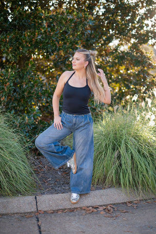 Medium Wash Pleated Wide Leg Jeans