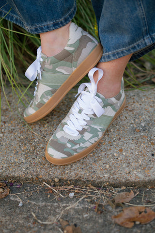 Dixie Camo Green Sneakers