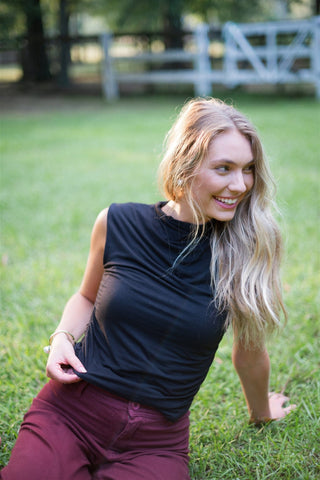 Black Fitted Ruch Detail Sleeveless Top