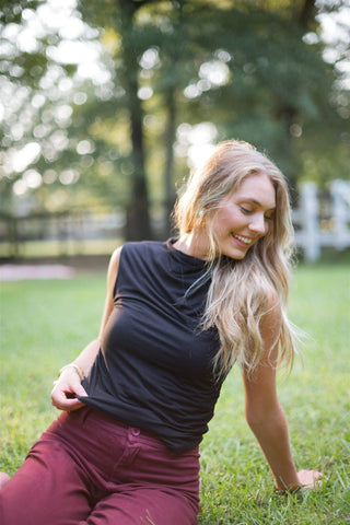 Black Fitted Ruch Detail Sleeveless Top