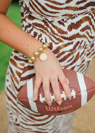 Tiger Paw Pendant Beaded Bracelet | Select Trends Boutique