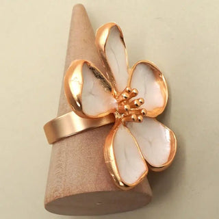 White Floral Adjustable Statement Ring - Select Trends Boutique